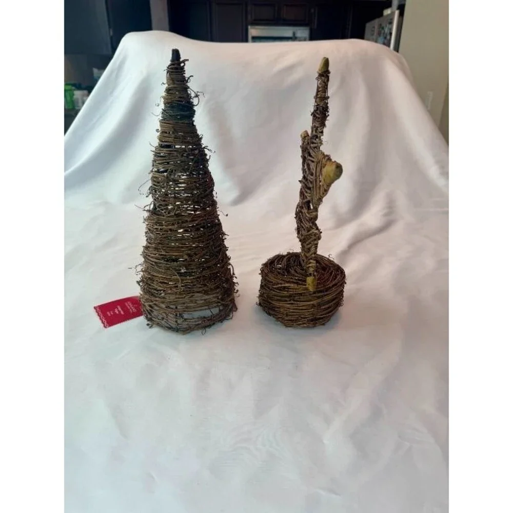 New Ashland Rustic Star tree topper and tree table topper - Picture 3 of 6